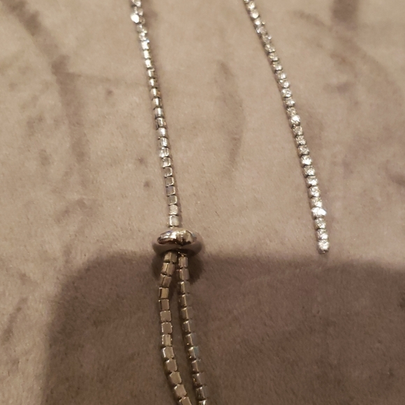 10 damaged jewelry items. - Picture 14 of 16